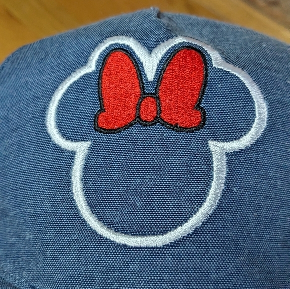 Disney Junior OSFM Minnie‎ Embroidered Snap Back Baseball Hat - Picture 2 of 7